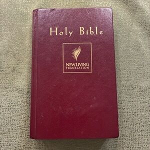 New Living Translation Holy Bible, 1997. Hard cover
